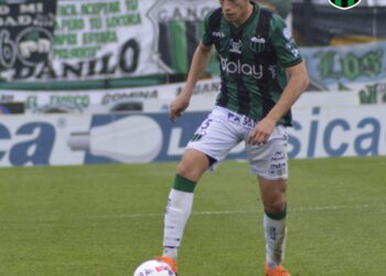 LUCAS L&Oacute;PEZ JUGAR&Aacute; A PR&Eacute;STAMO EN EL CLUB ATL&Eacute;TICO BARRACAS CENTRAL.